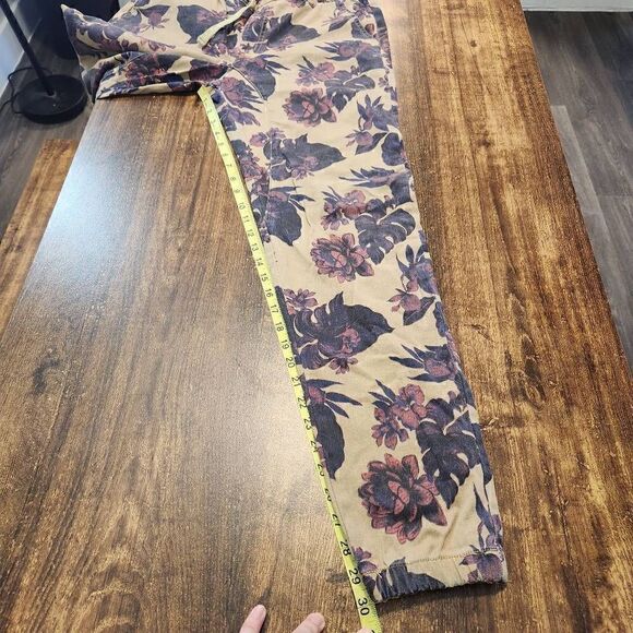 Holton floral joggers - Picture 7 of 7